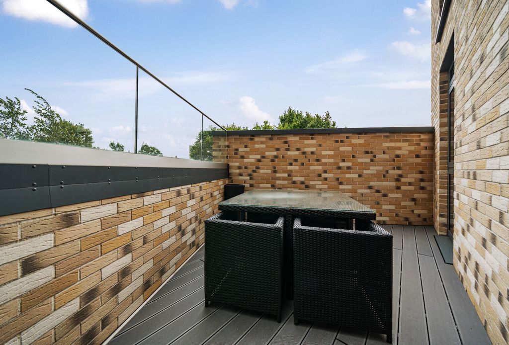 Property photo 2 of 25 1175482 (21).Jpg