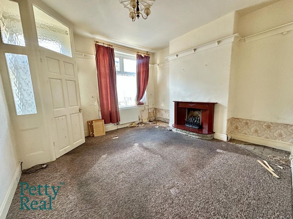 Property photo 2 of 10 43432A33-3955-4E67-A80C-CC640D25Dd23.Jpeg