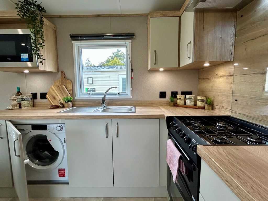 Property photo 3 of 8 Abi Amberley 2024 Car0063144 134232305.Jpeg