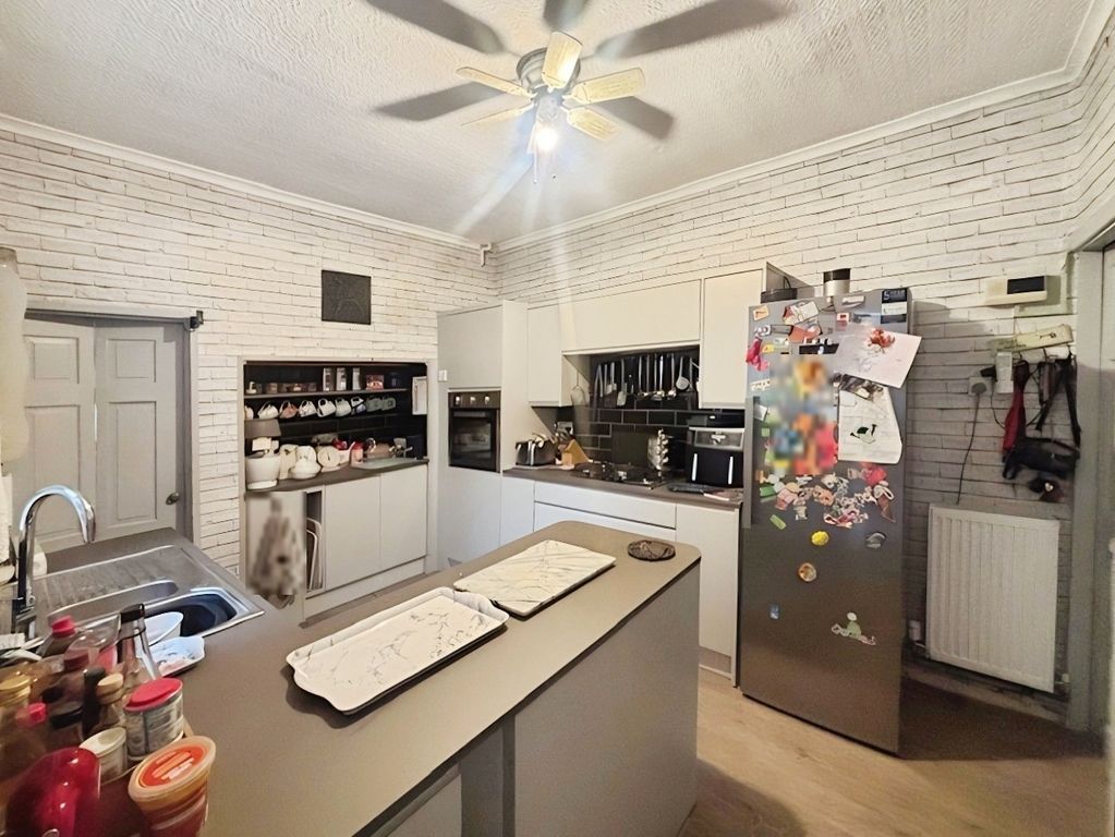 Property photo 3 of 27 985B2E86-Img_5219