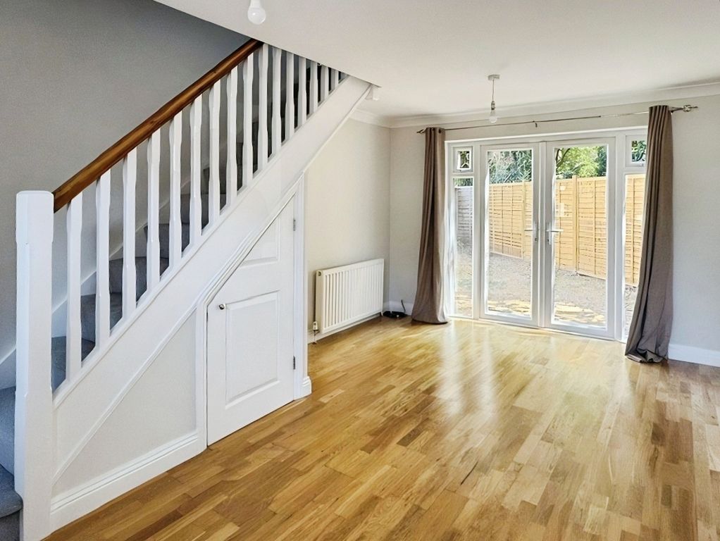 Property photo 2 of 10 Pbox-Img.Jpg