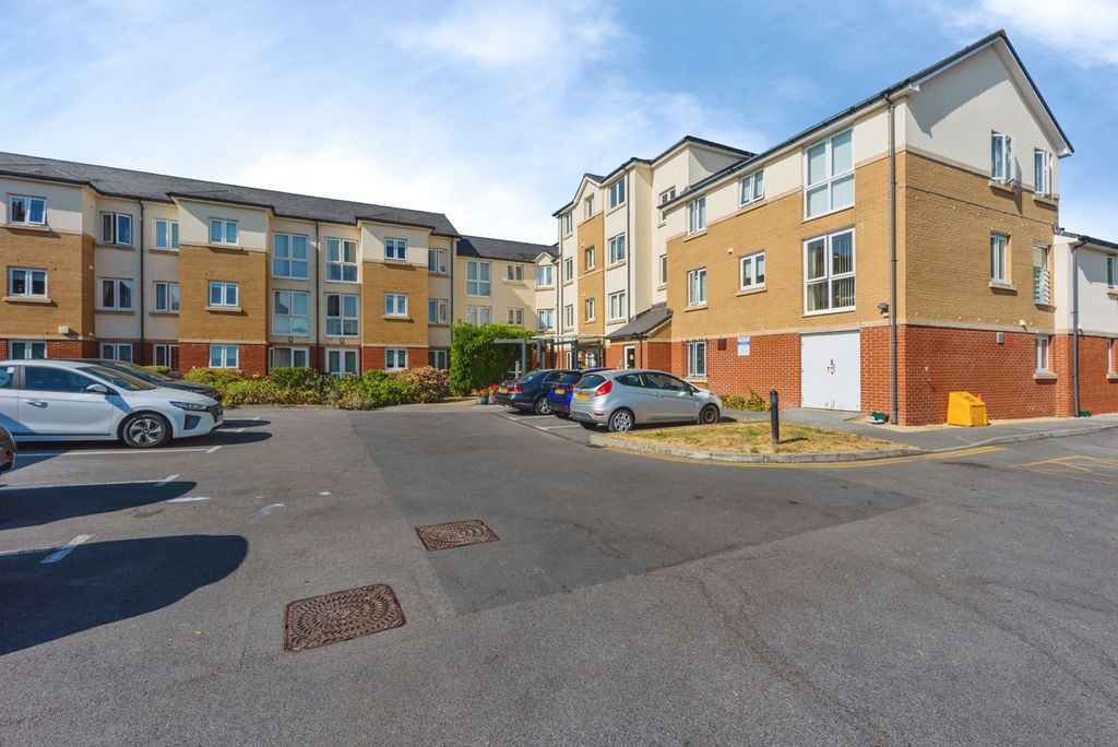 Property photo 1 of 20 Pbox-Img.Jpg