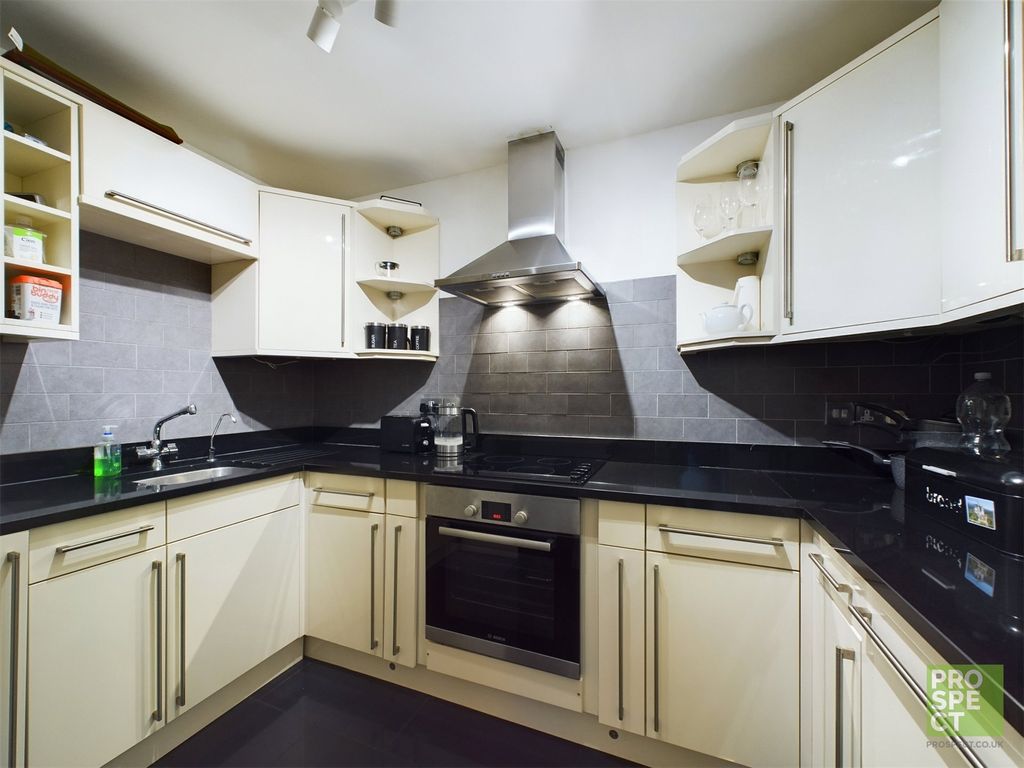 Property photo 3 of 10 Picture No. 13