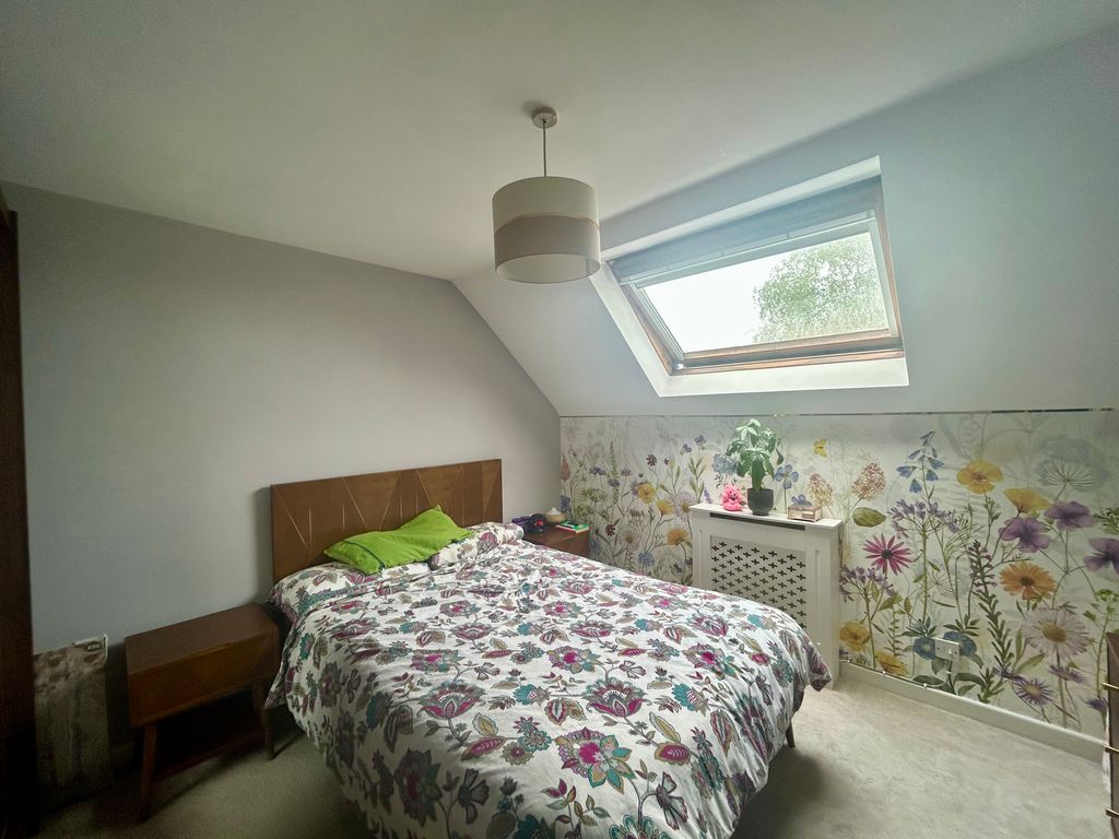 Property photo 2 of 11 Image