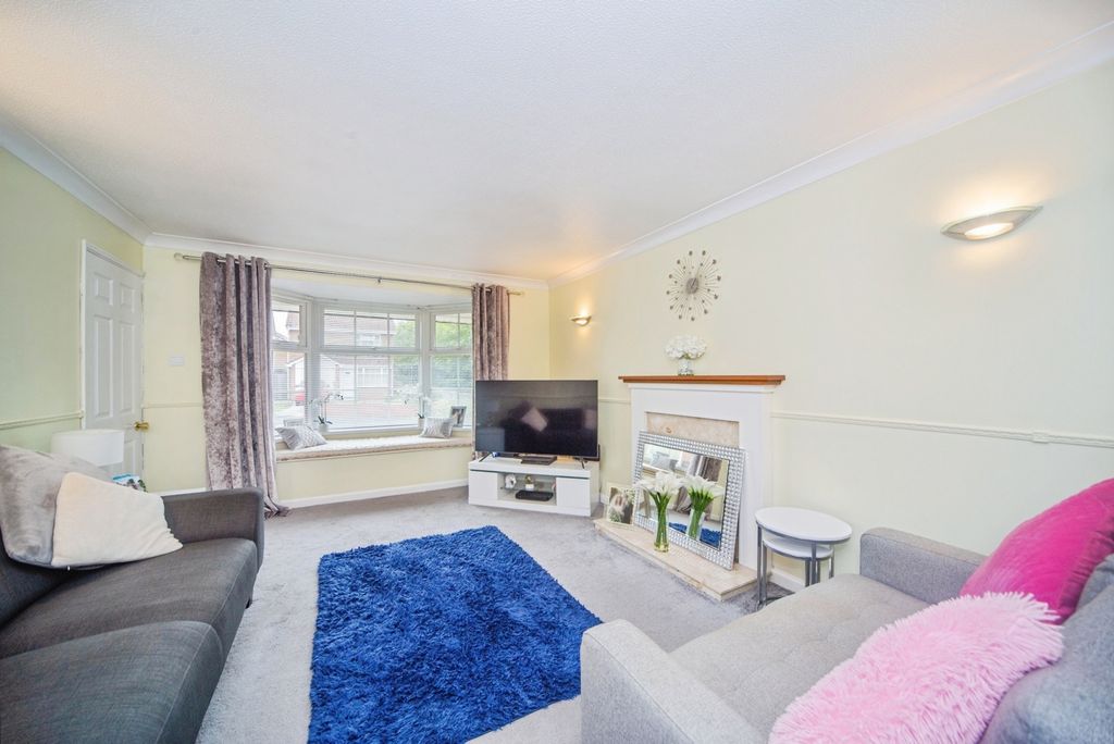 Property photo 2 of 23 Pbox-Img.Jpg