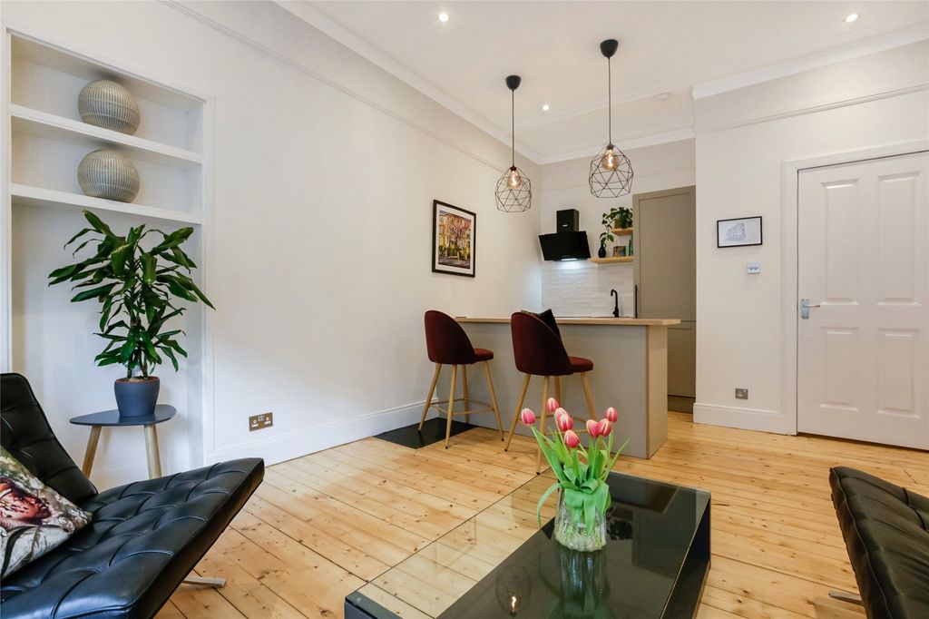 Property photo 3 of 20 Picture No. 08