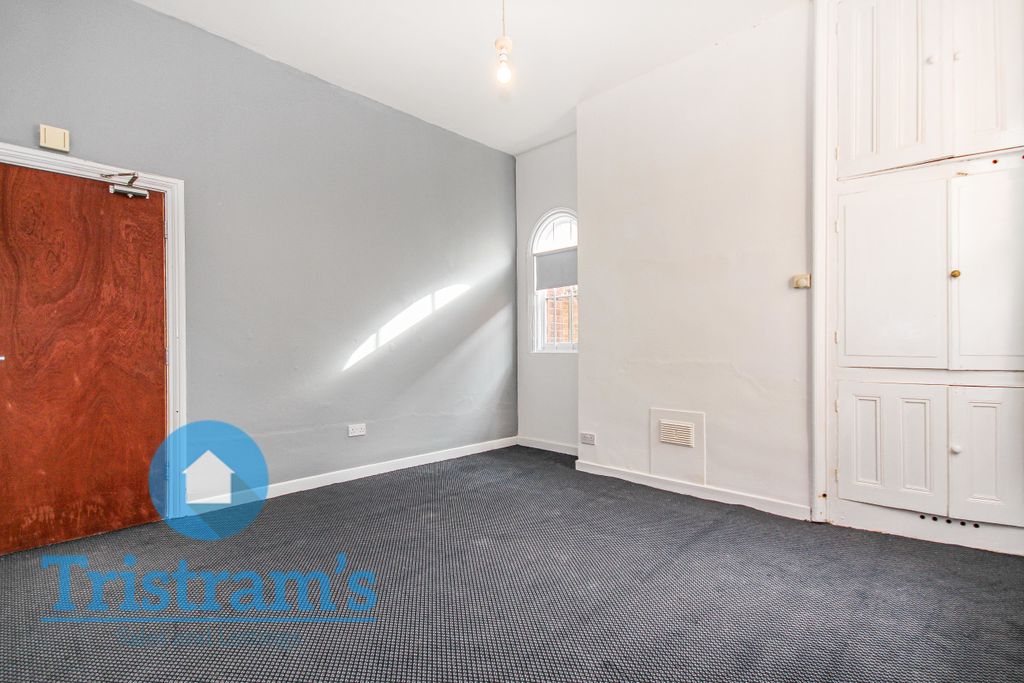 Property photo 2 of 8 Img_7861