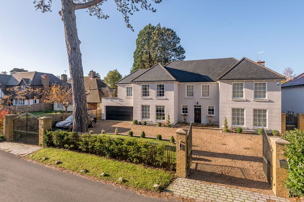 Property photo 1 of 19