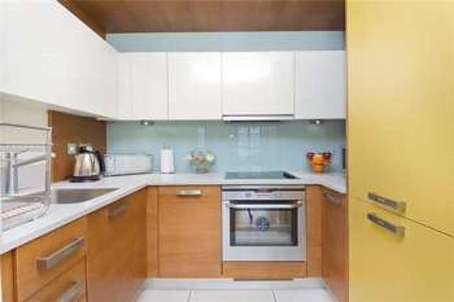 Property photo 2 of 12 Kitchen