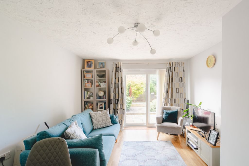 Property photo 1 of 15 9
