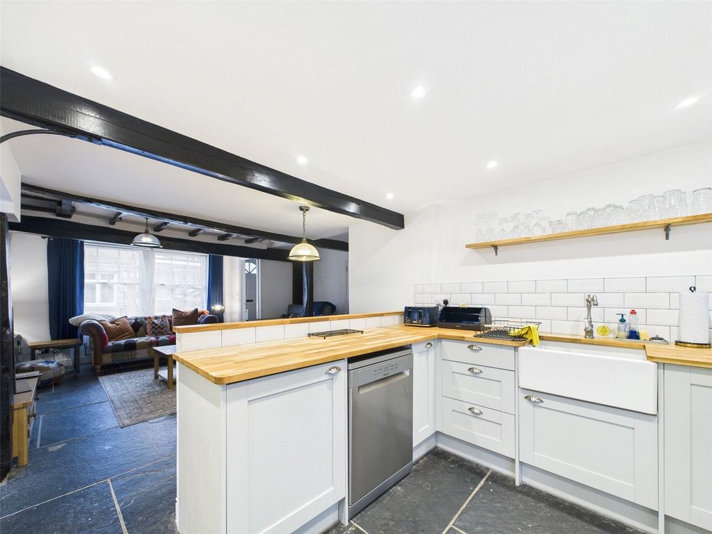Property photo 2 of 17 Picture No. 09