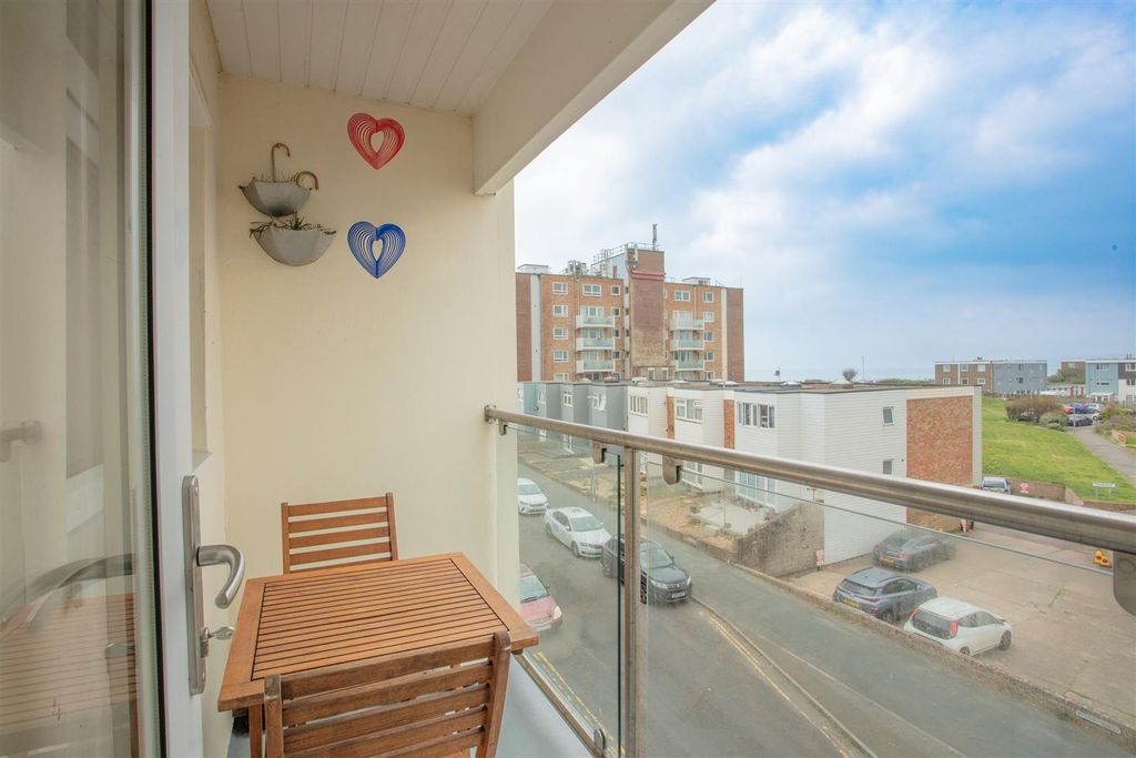 Property photo 2 of 14 14 West View Court-22.Jpg