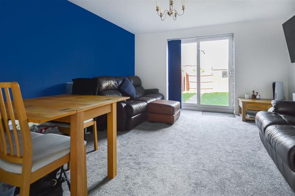 Property photo 2 of 14 13_80182.Jpg