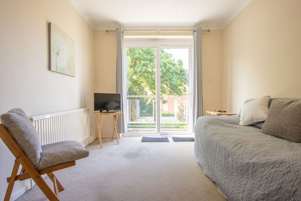 Property photo 3 of 9 4542752