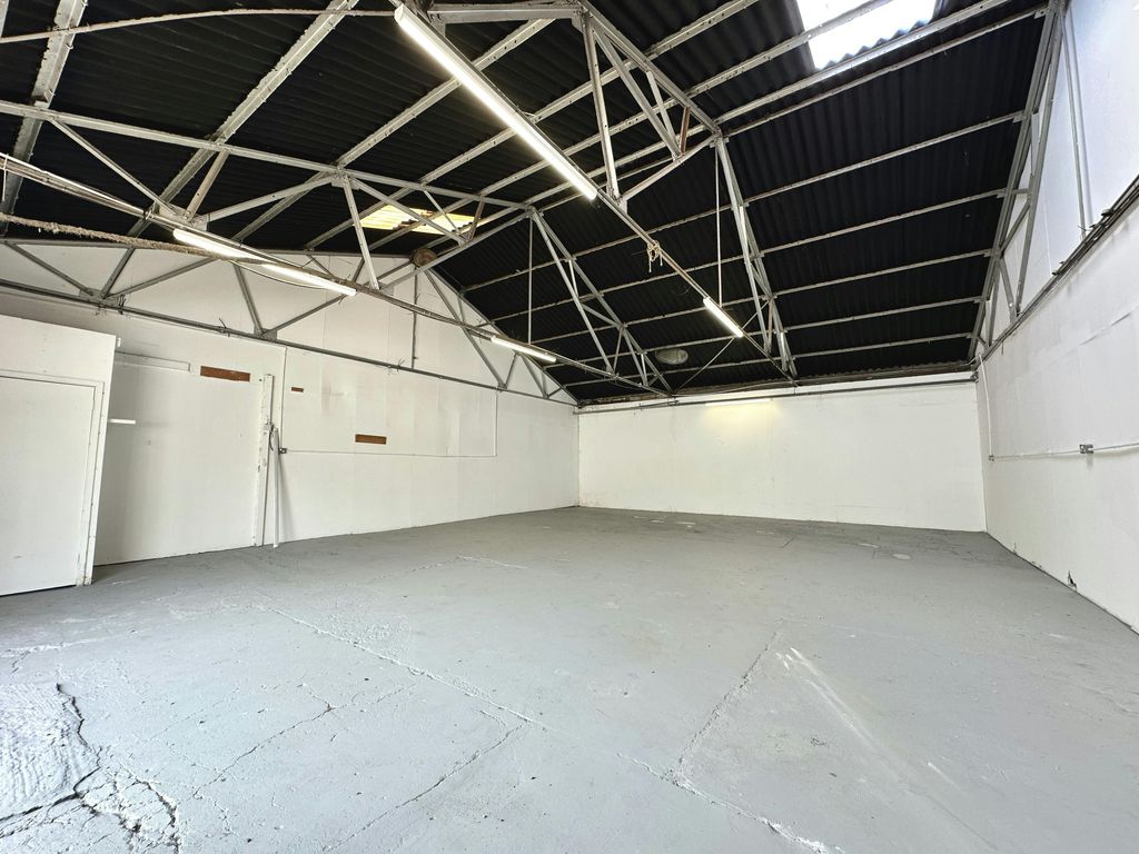 Property photo 1 of 5 Img_0102.Jpg