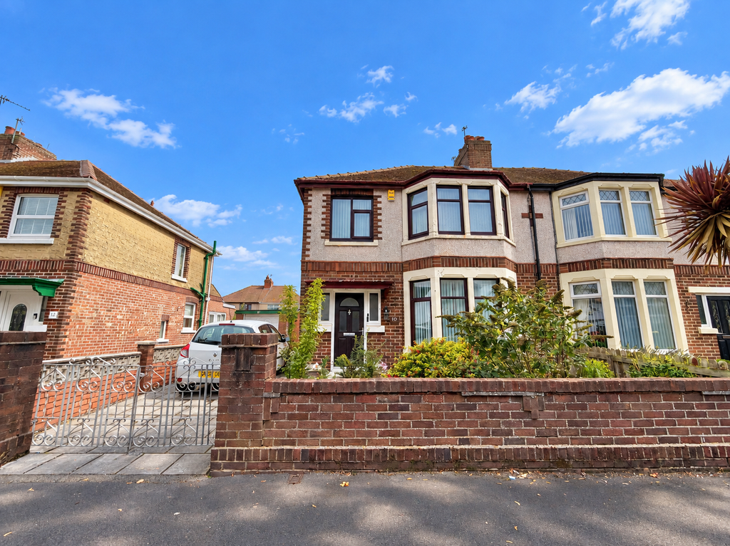 Property photo 1 of 14