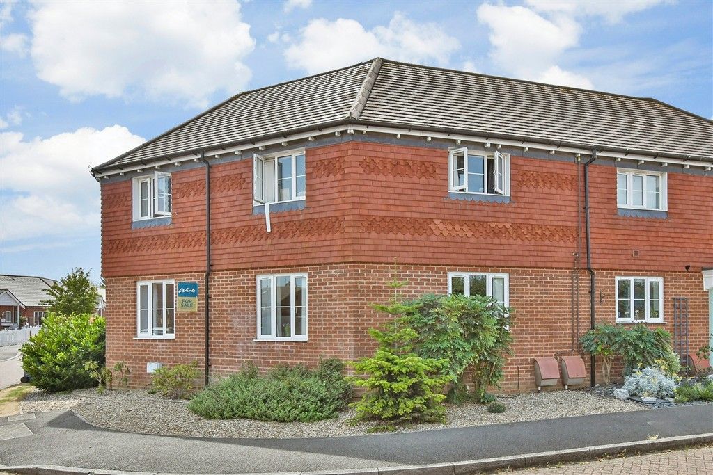 Property photo 1 of 9 External (Web) 1