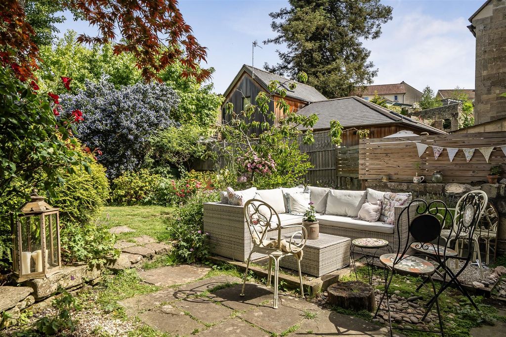Property photo 2 of 17 Rear Garden II.Jpg