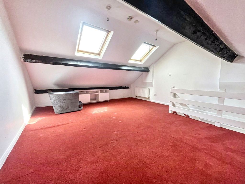 Property photo 2 of 6