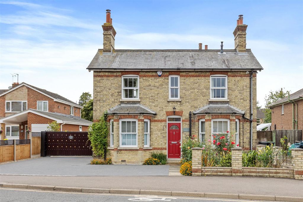 Property photo 1 of 30 Front Aspect