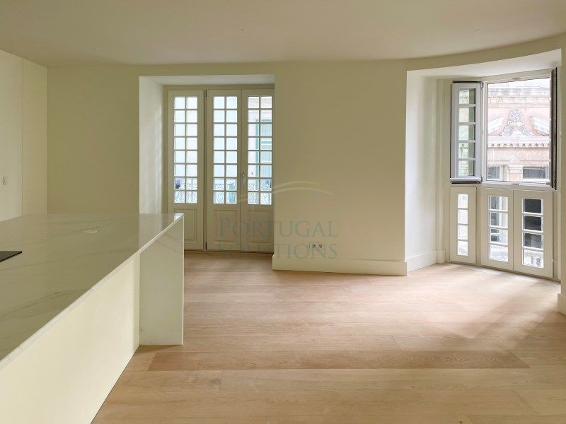 Property photo 1 of 71