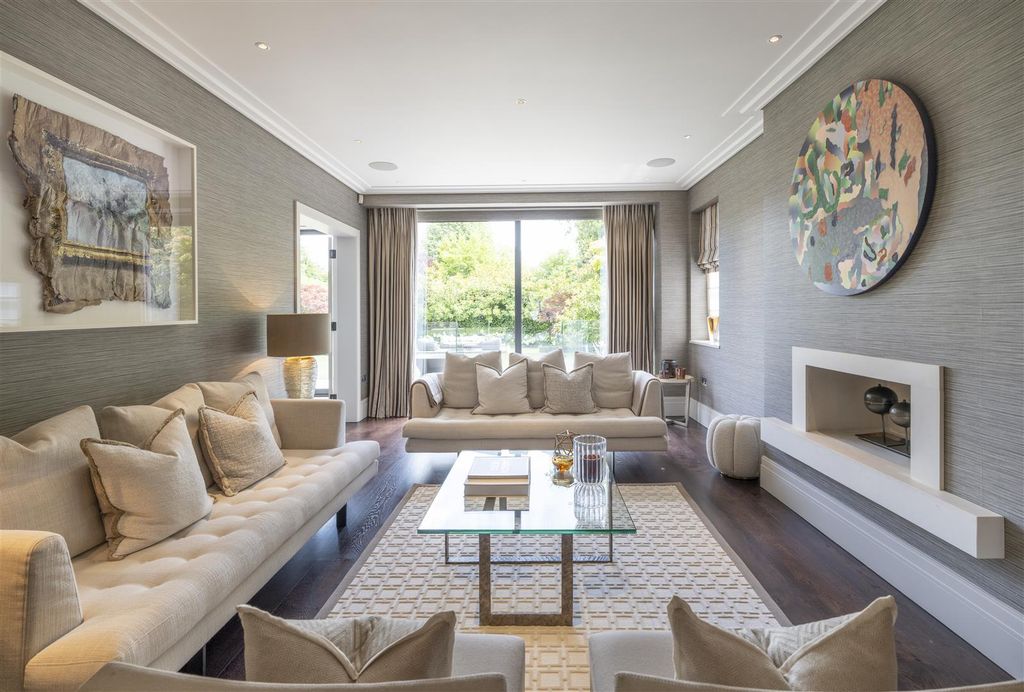 Property photo 3 of 25 7393_029.Jpg