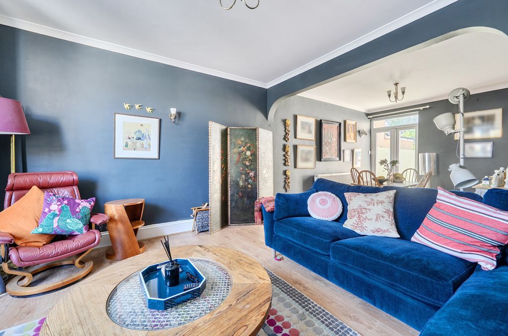 Property photo 2 of 20 1485518-19-6A4685...