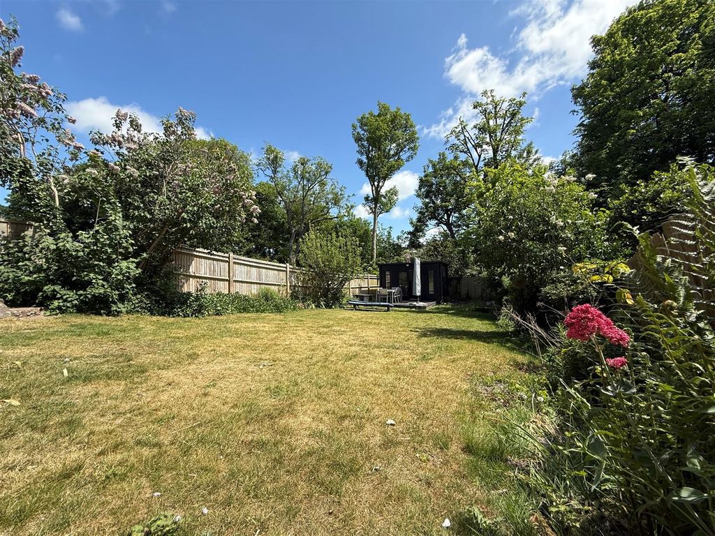 Property photo 2 of 22 Rear Garden
