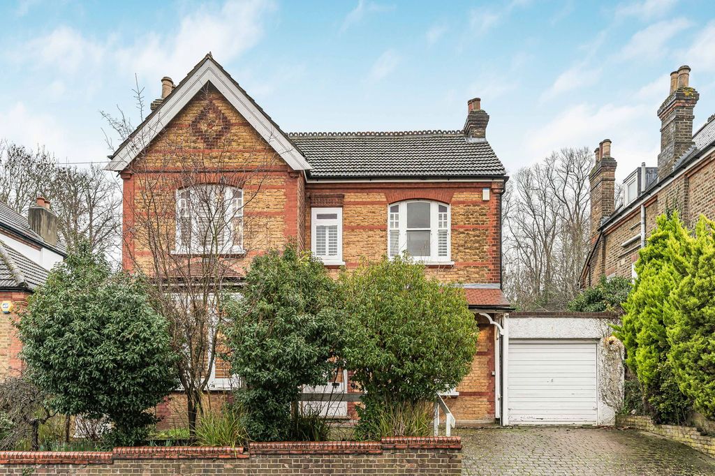 Property photo 1 of 21