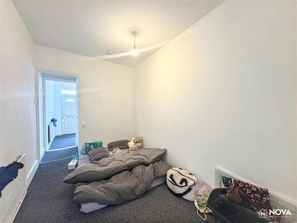 Property photo 3 of 13 Img_1064.Jpg