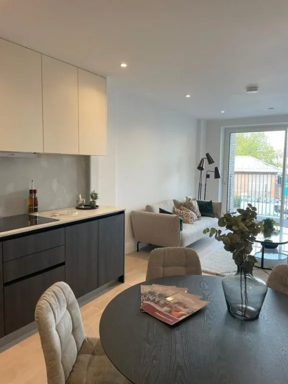 Property photo 3 of 8