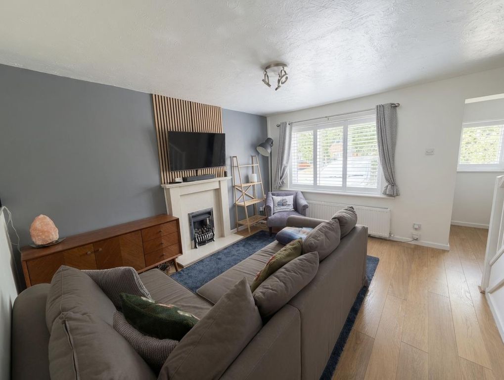 Property photo 3 of 15
