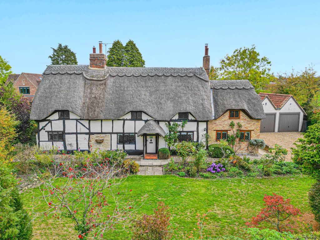 Property photo 1 of 35