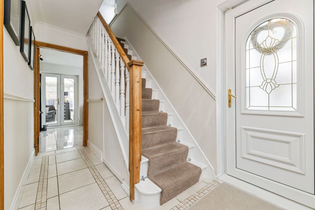 Property photo 3 of 15 Hallway