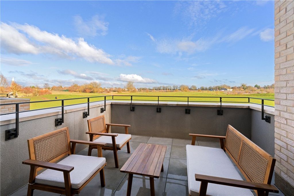 Additional image 6 of 2 bed flat for saleEddington Avenue, Cambridge CB3