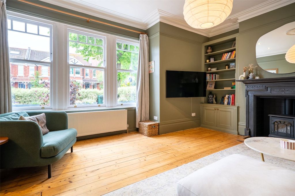 Property photo 2 of 35 Picture 2