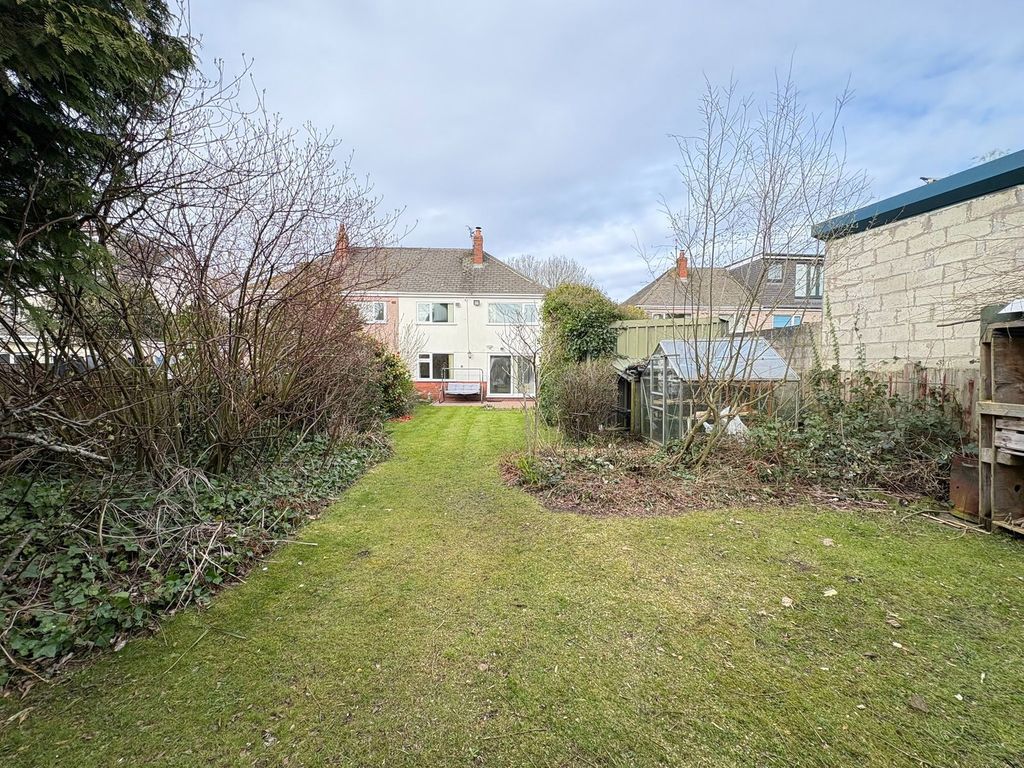 Property photo 2 of 26