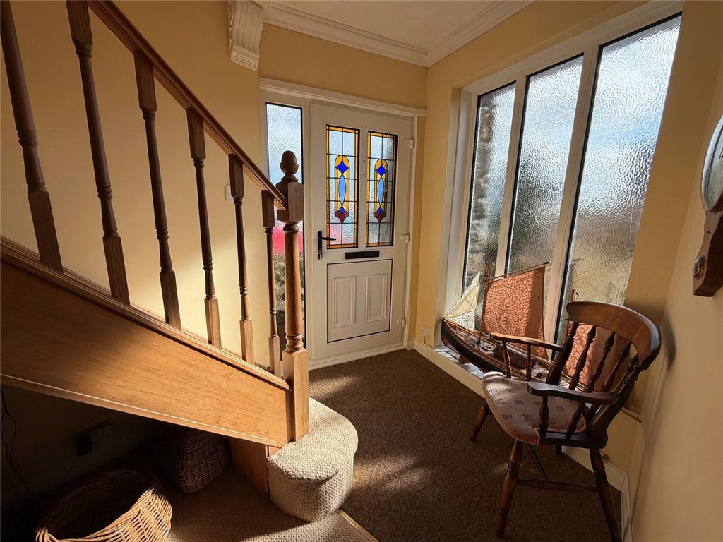 Property photo 2 of 35 Picture No. 01