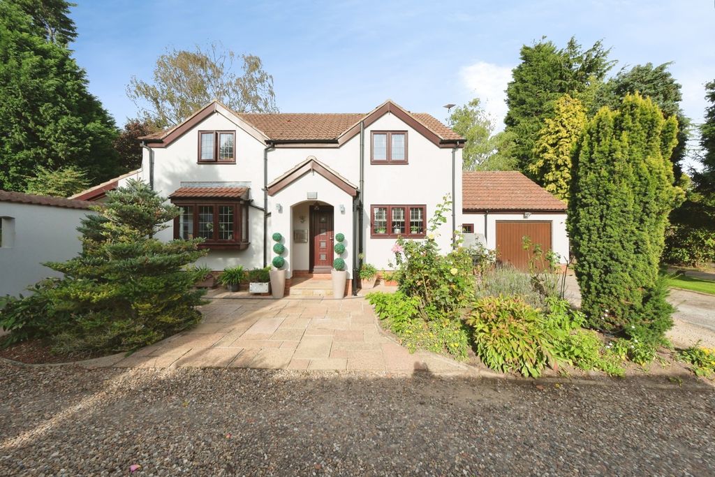 Property photo 1 of 26 Front View