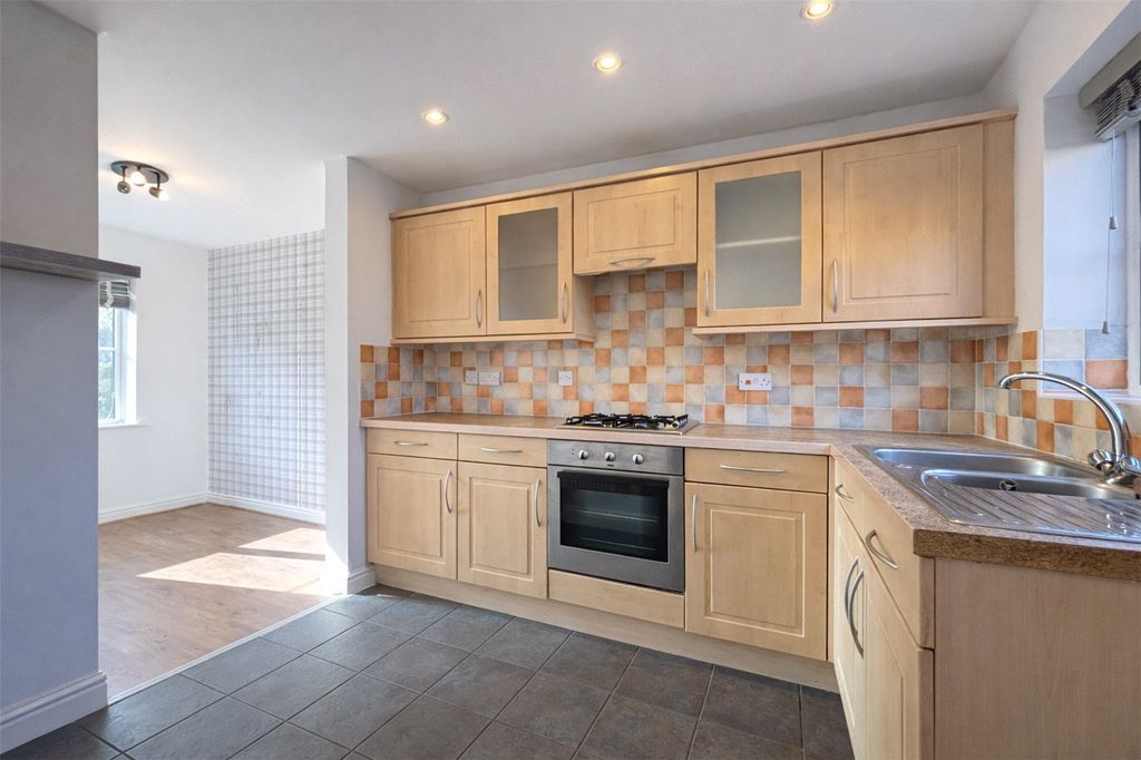 Property photo 3 of 12 Picture No. 13