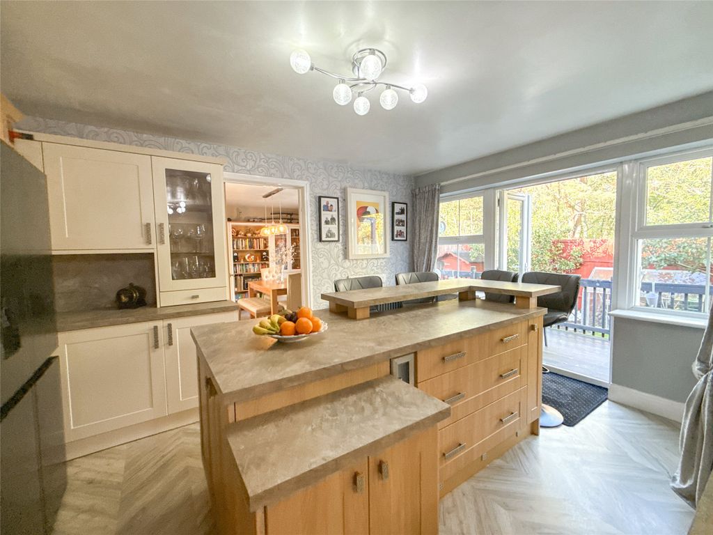 Property photo 3 of 42 Breakfasting Kitchen