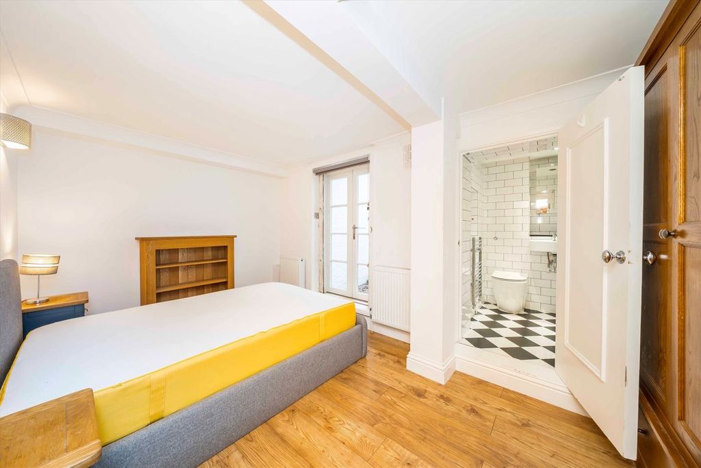 Property photo 3 of 4