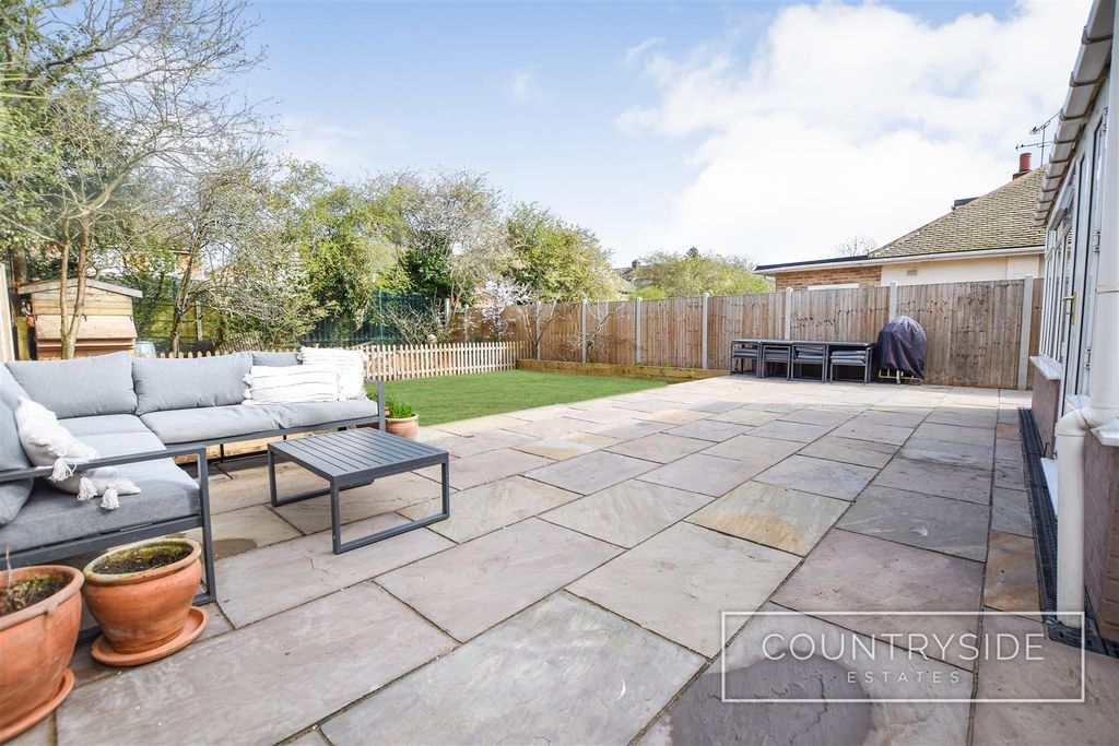 Property photo 2 of 20 Rear Garden