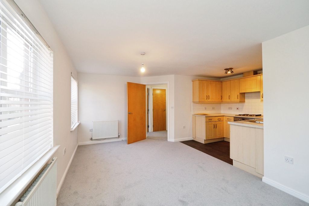 Property photo 3 of 15