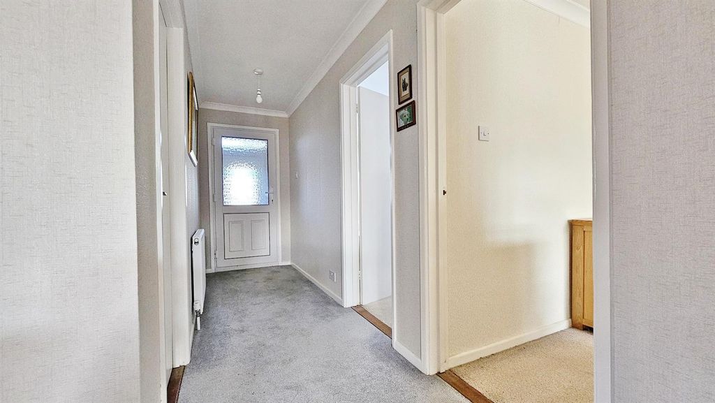 Property photo 3 of 13 Hallway