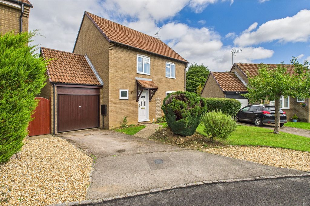 Property photo 1 of 17 Picture No. 01
