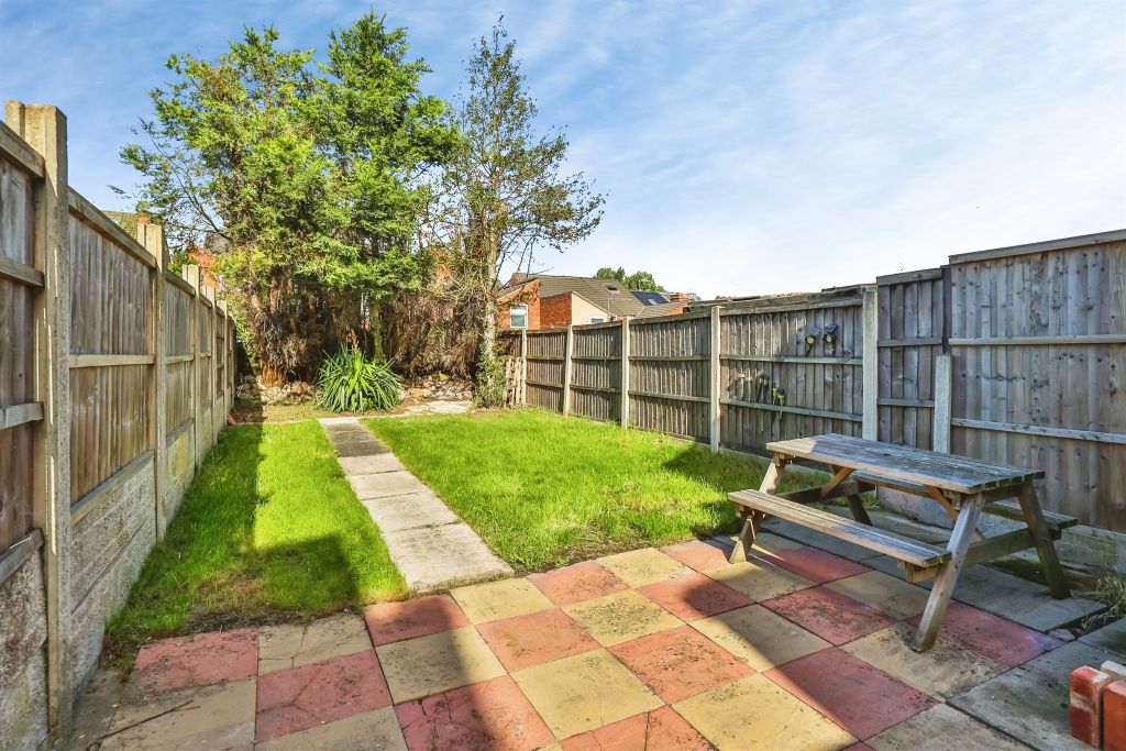 Property photo 2 of 18