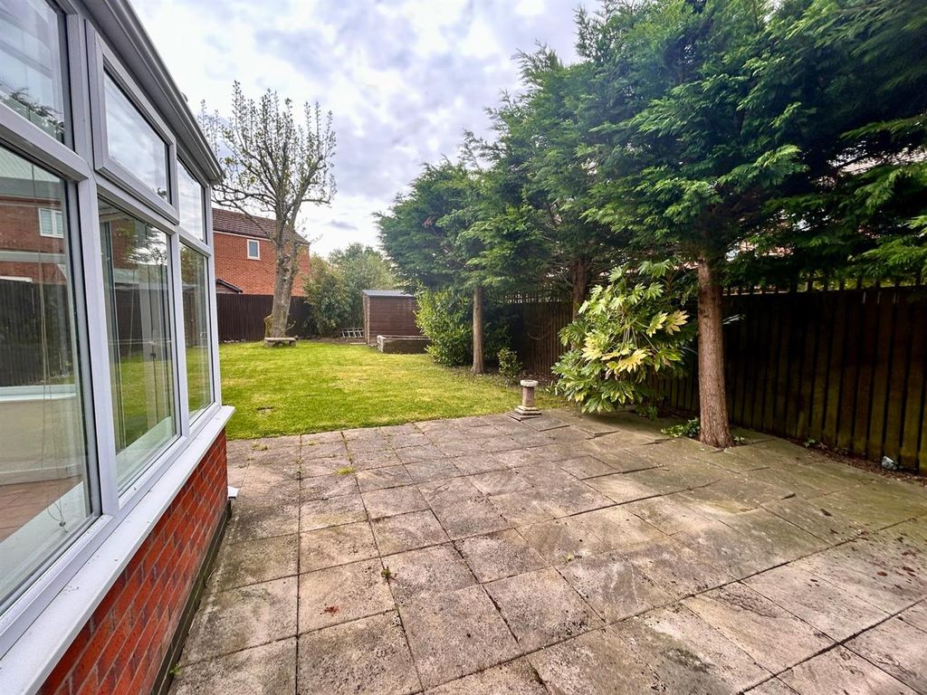 Property photo 2 of 17 1592Eea6-618A-4E46-8877-9Eb8549Deb32.Jpg