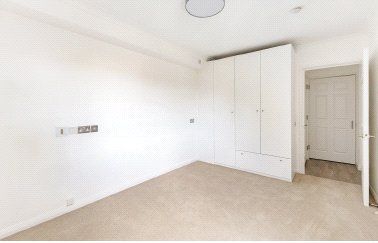 Property photo 3 of 11 Picture-No-36-22
