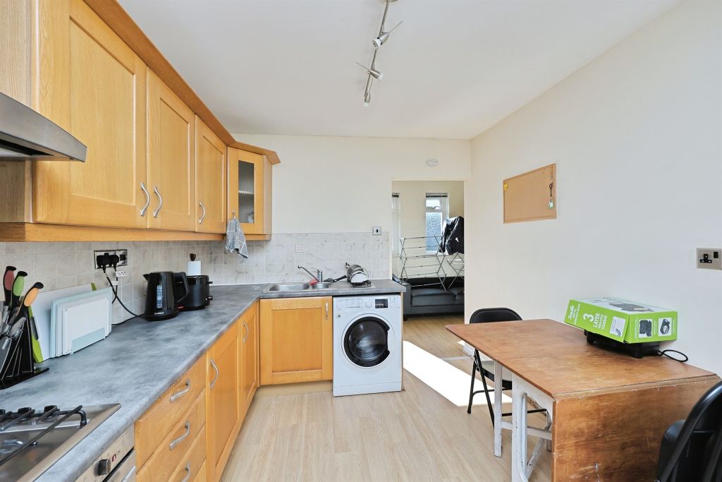 Property photo 3 of 13